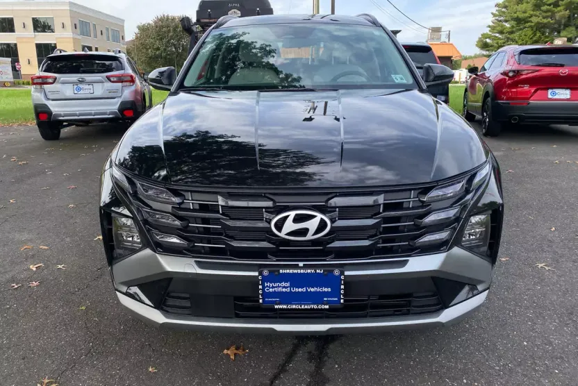 2025 Hyundai Tucson SEL photo 1