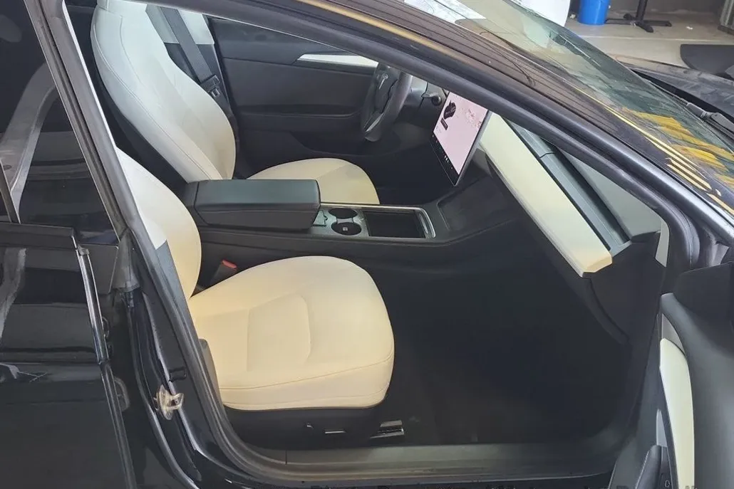 2021 Tesla Model 3 Performance photo 1