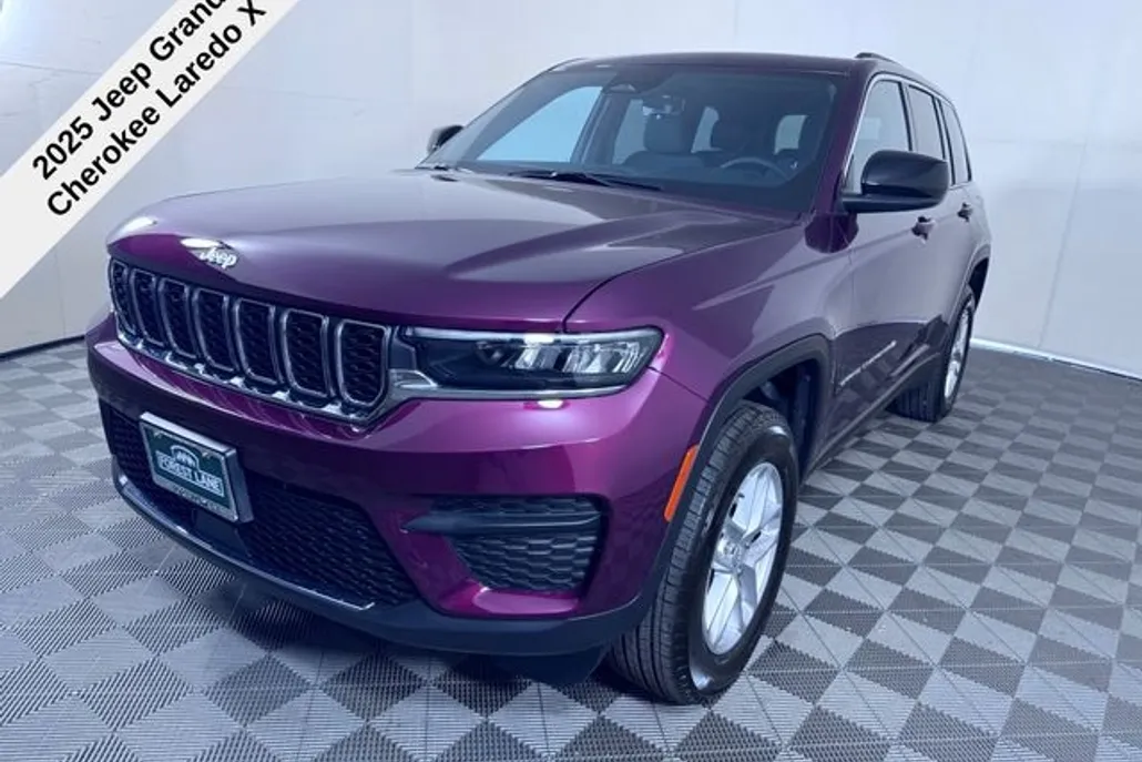 2025 Jeep Grand Cherokee Laredo X photo 1
