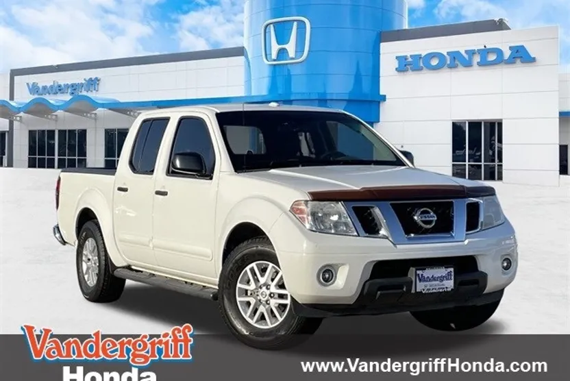 2016 Nissan Frontier SV photo 1