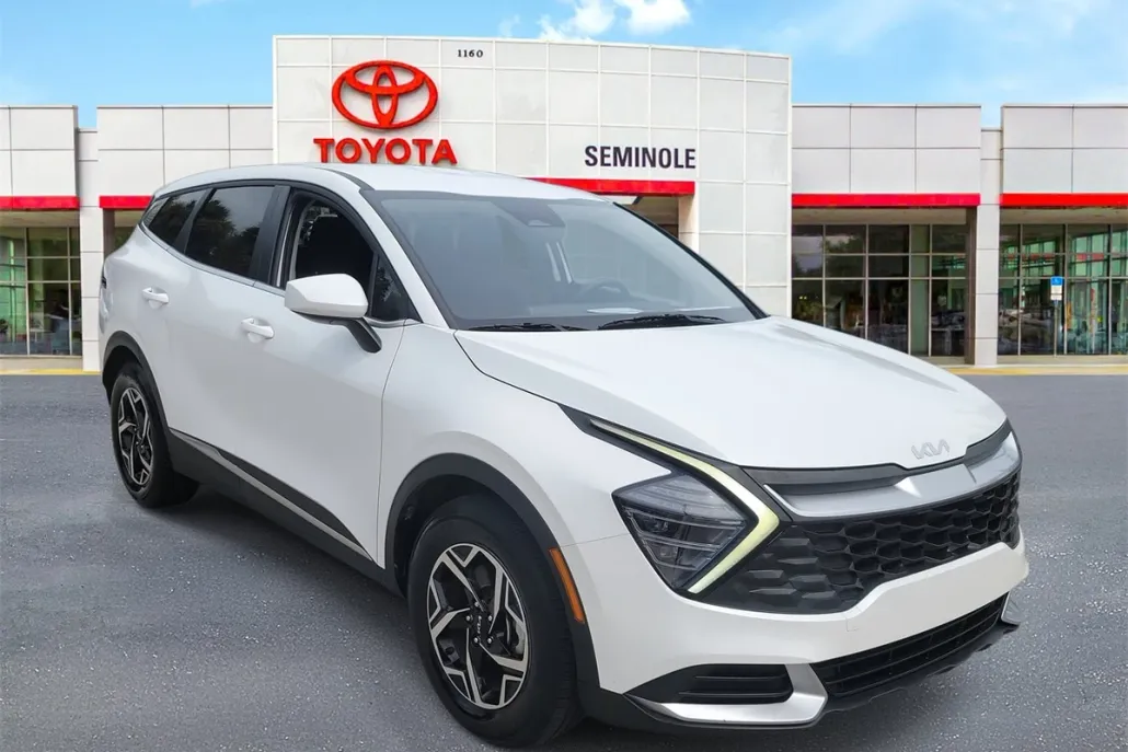 2024 Kia Sportage LX photo 1