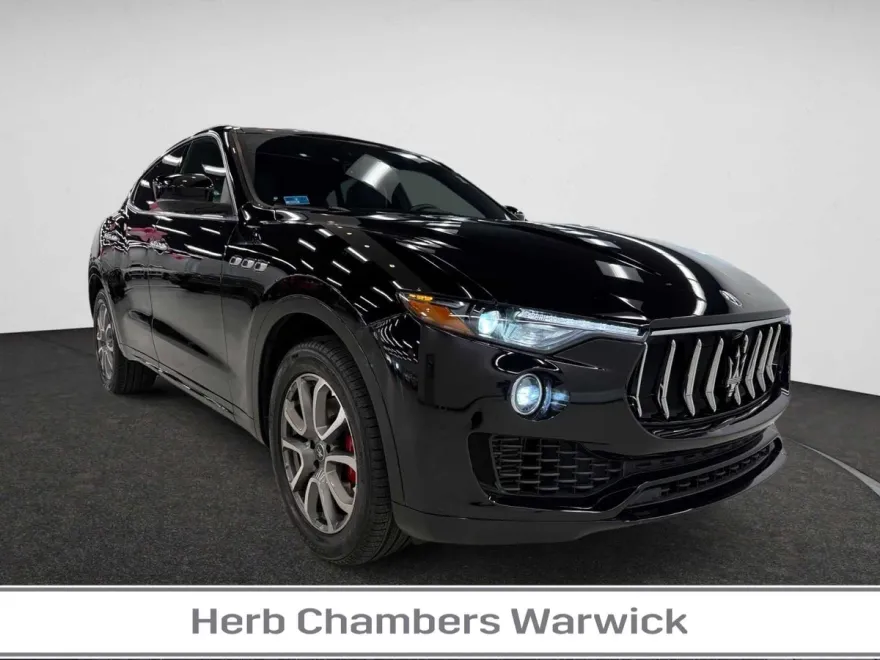 2021 Maserati Levante Base photo 1