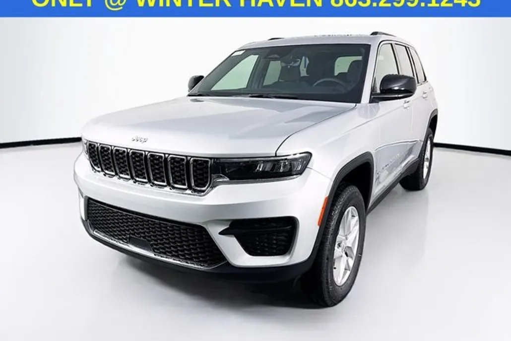 2025 Jeep Grand Cherokee Laredo X photo 1