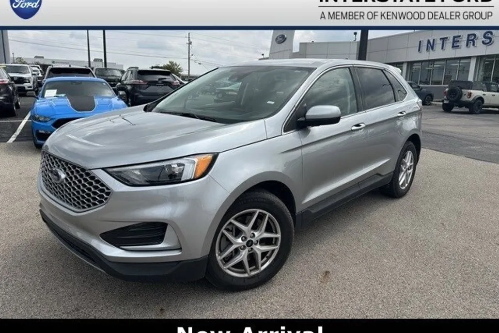 2024 Ford Edge SEL photo 1
