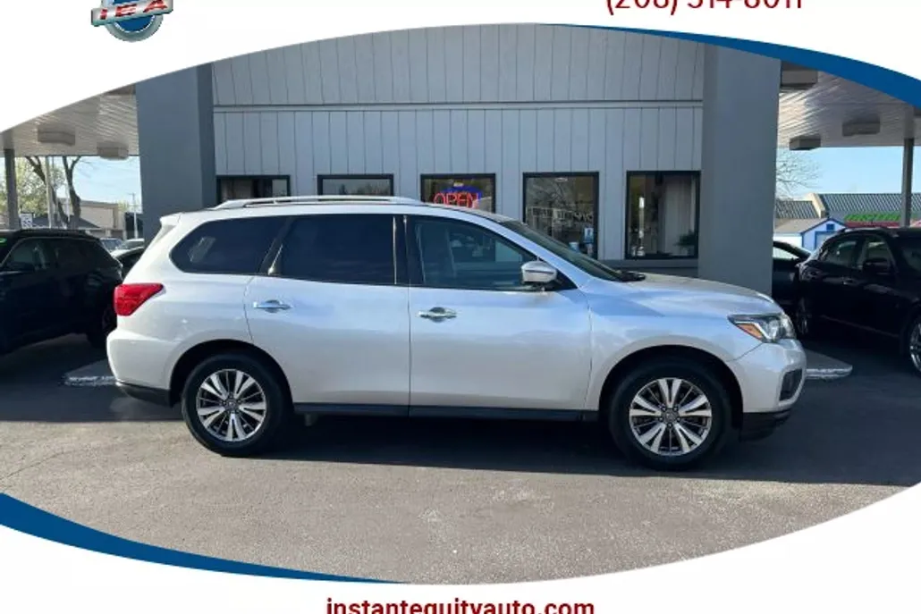 2020 Nissan Pathfinder SL photo 1