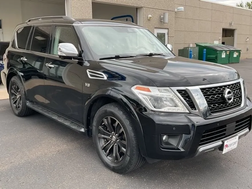 2020 Nissan Armada Platinum photo 1