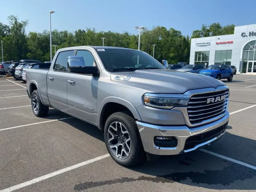 2025 Ram 1500 Laramie photo 1