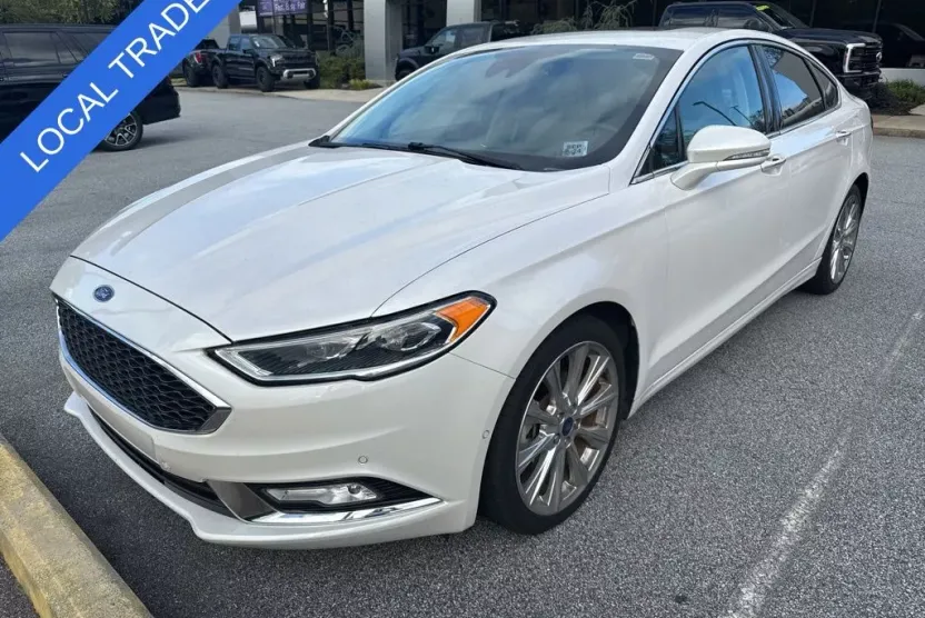 2017 Ford Fusion Platinum photo 1
