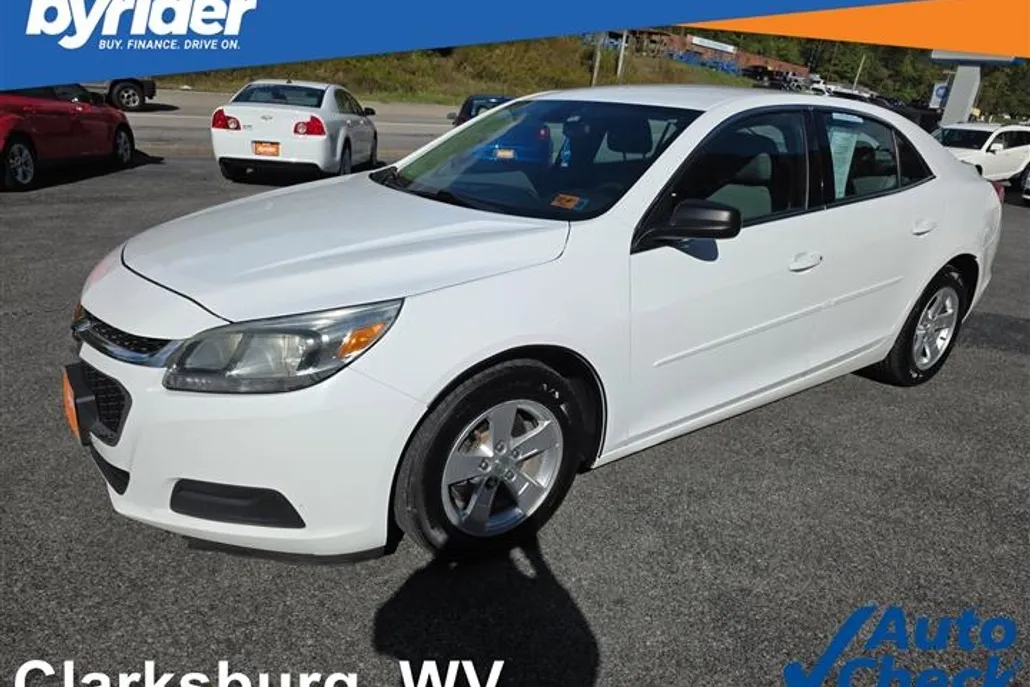 2015 Chevrolet Malibu LS photo 1
