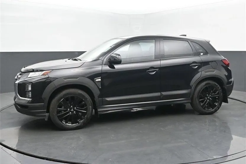 2024 Mitsubishi Outlander Sport S photo 1