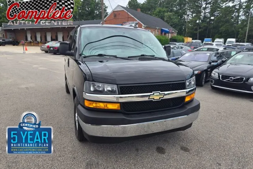 2019 Chevrolet Express 2500 Cargo Van photo 1