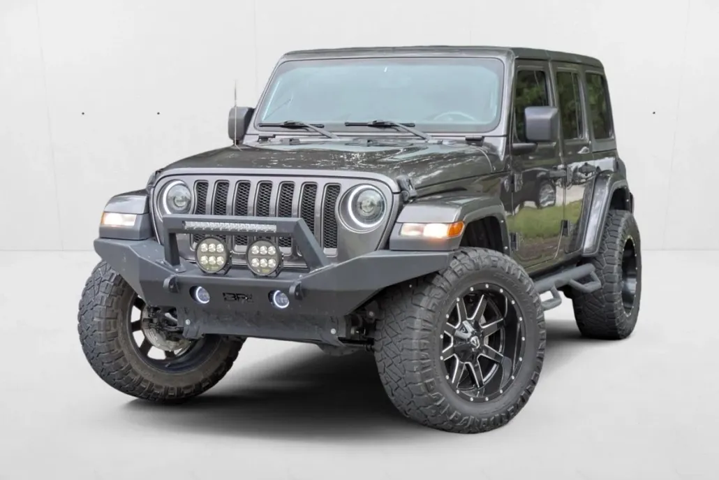 2021 Jeep Wrangler Unlimited Anniversary Edition Sport photo 1
