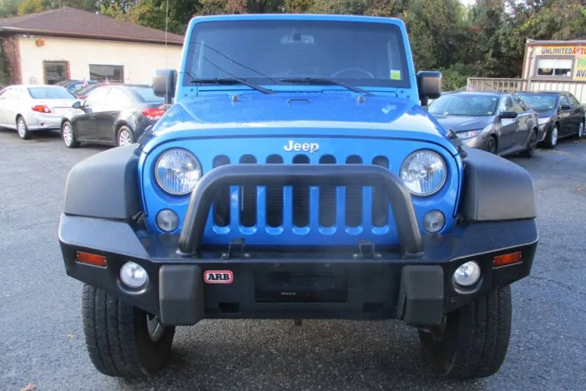 2015 Jeep Wrangler Unlimited Sport photo 1