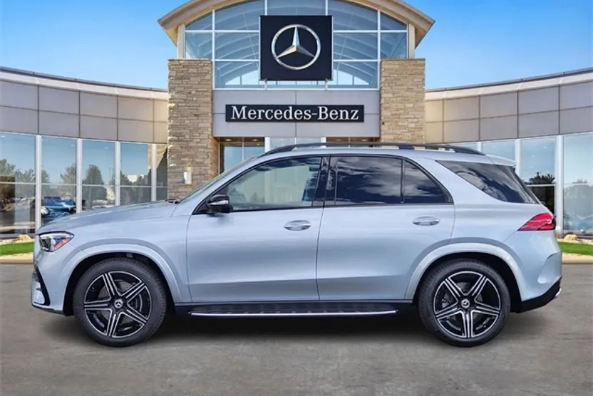 2026 Mercedes Benz GLE 450 4MATIC photo 1