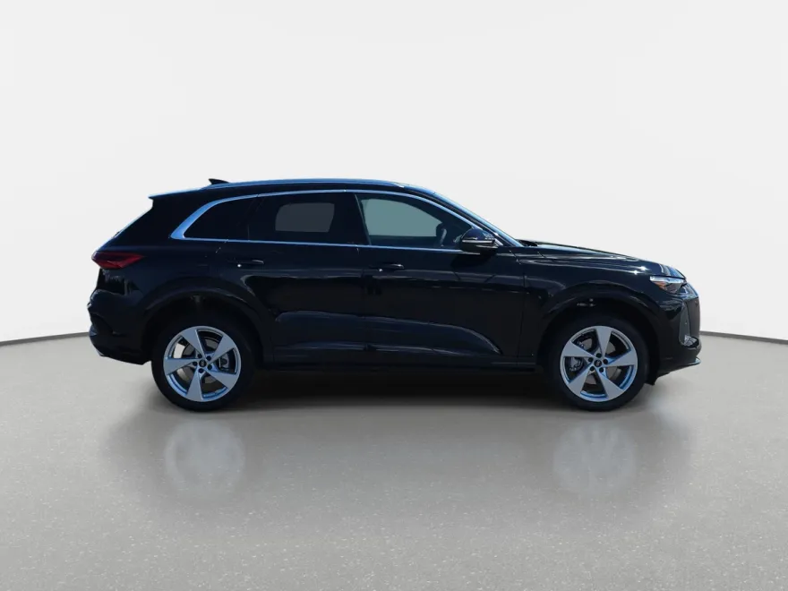 2025 Audi Q5 2.0T Premium Plus photo 1
