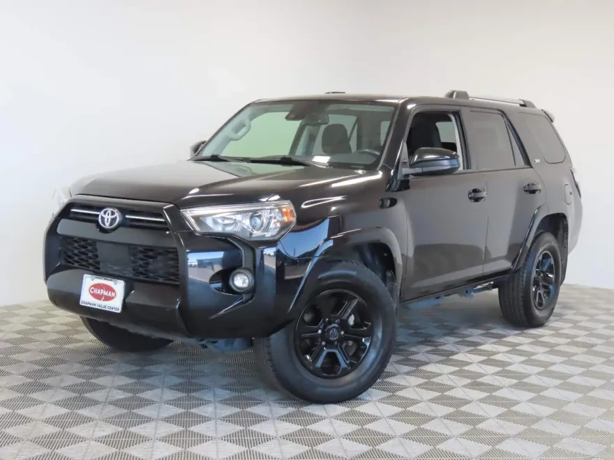 2023 Toyota 4Runner SR5 photo 1
