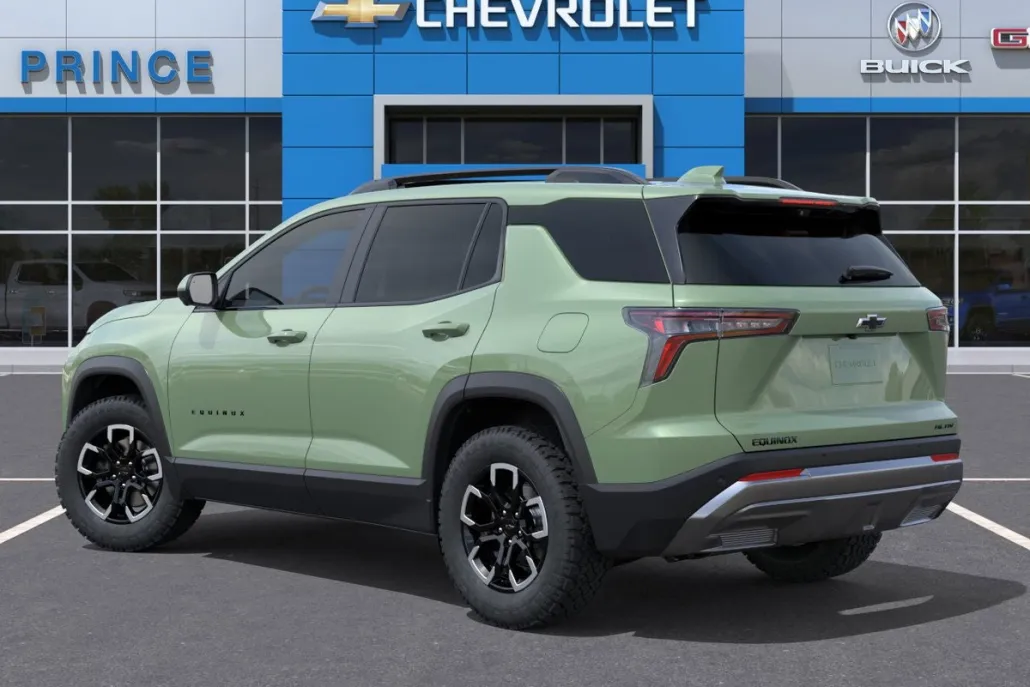 2026 Chevrolet Equinox ACTIV photo 1