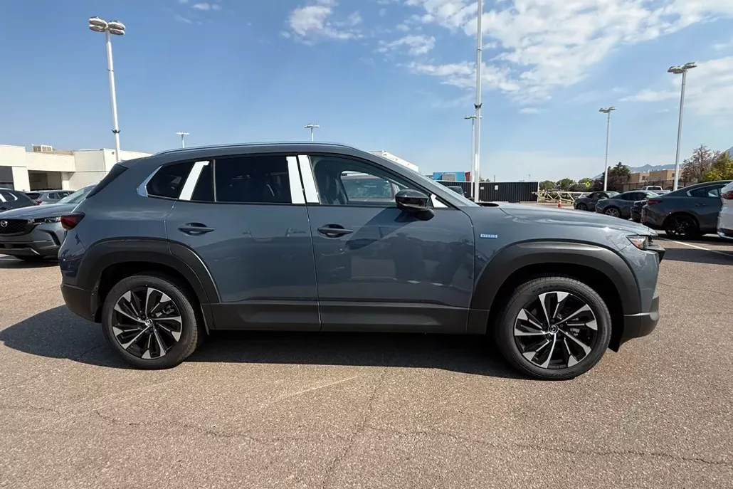 2025 Mazda CX-50 Premium Plus photo 1
