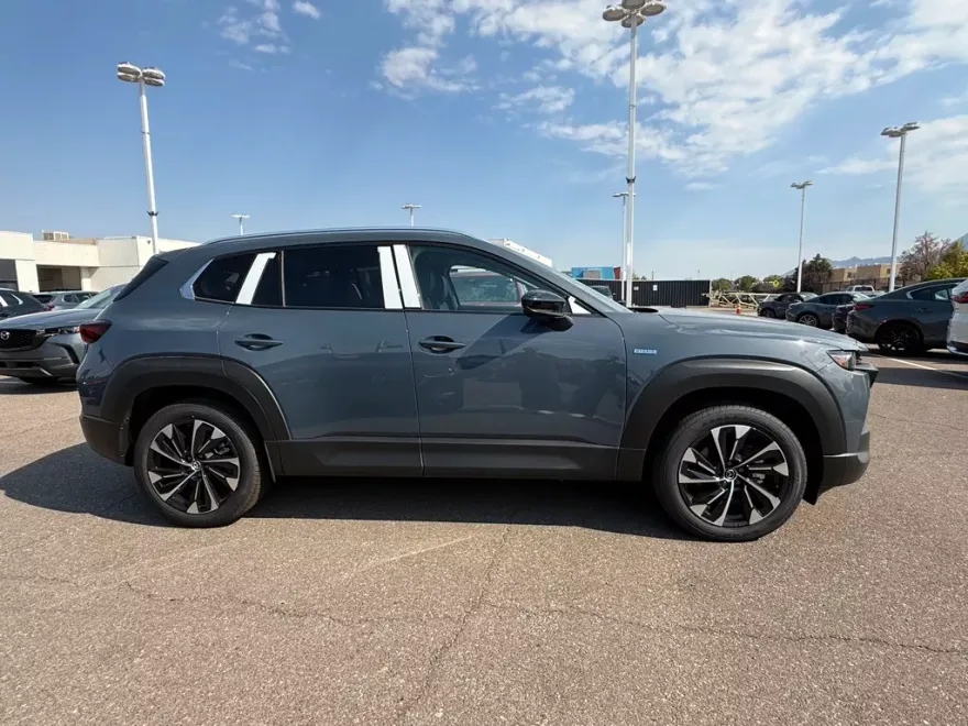 2025 Mazda CX-50 Premium Plus photo 1