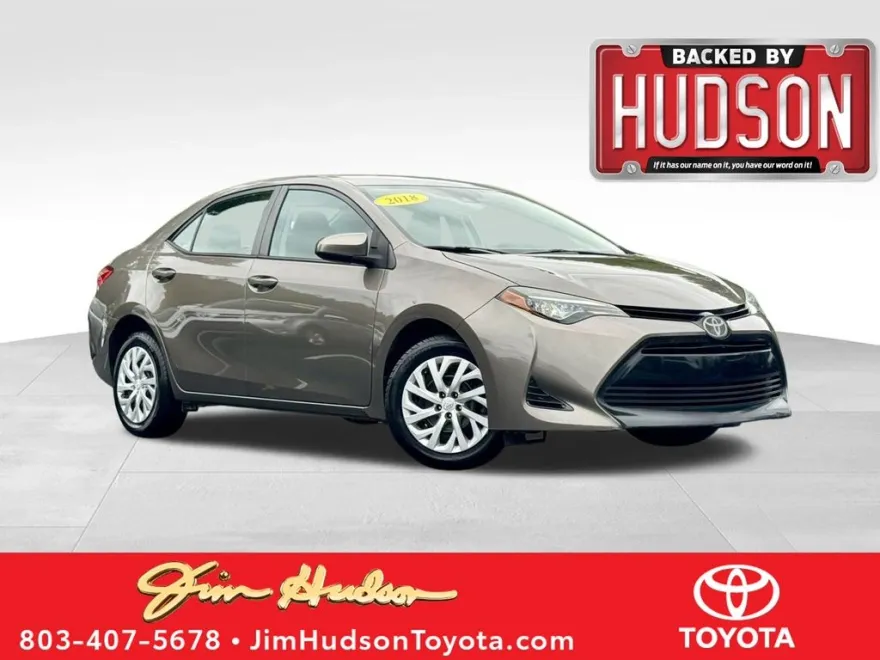 2018 Toyota Corolla LE photo 1