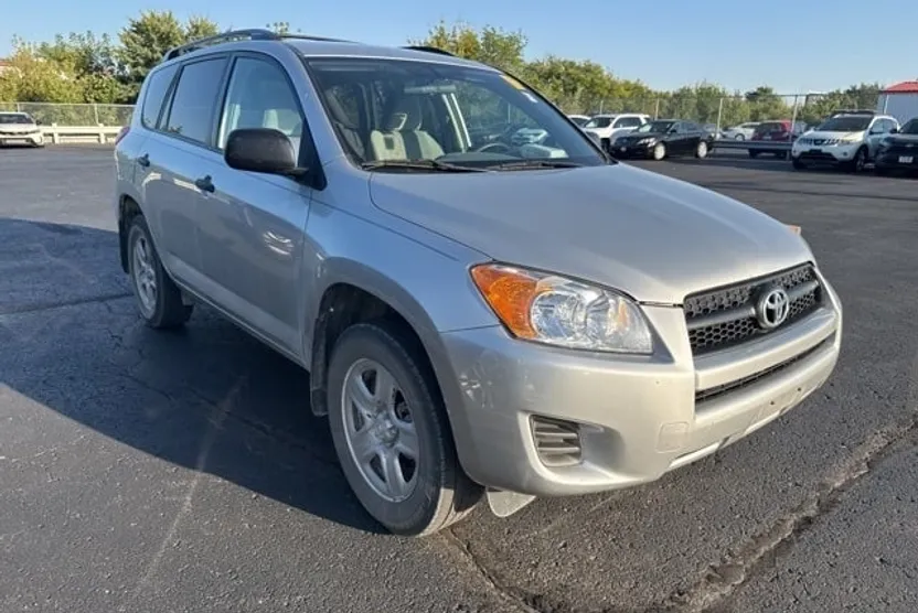 2011 Toyota RAV4 Base photo 1