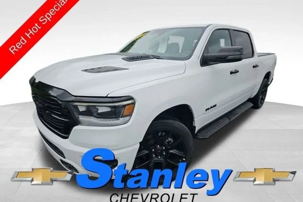 2023 Ram 1500 Laramie photo 1
