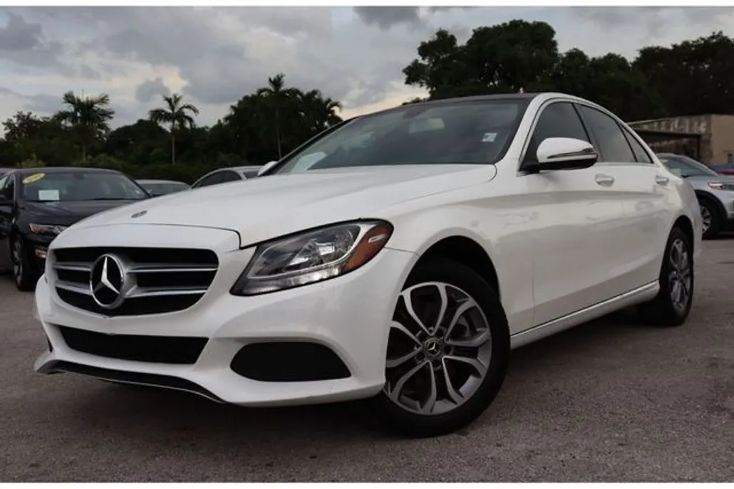 2018 Mercedes Benz C 300 4MATIC photo 1