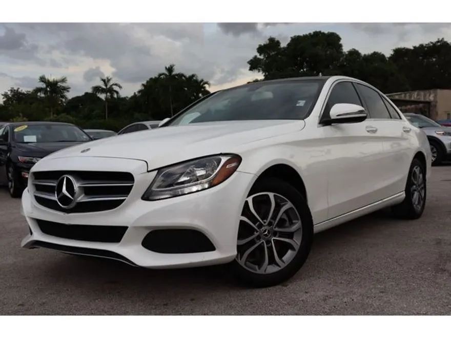 2018 Mercedes Benz C 300 4MATIC photo 1