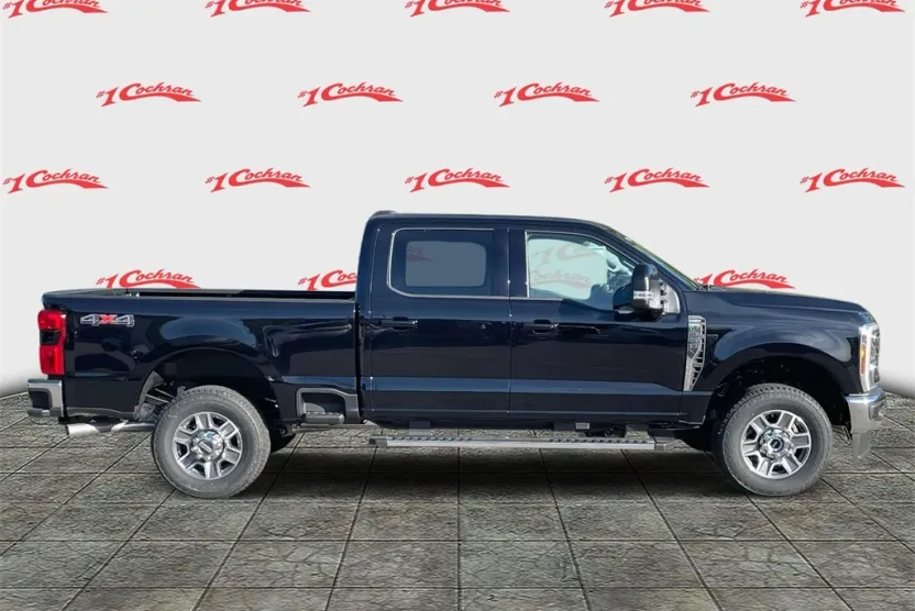 2026 Ford F-350 Lariat photo 1