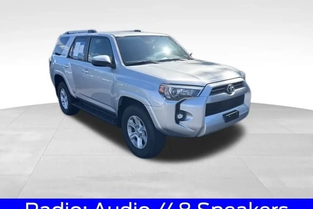 2023 Toyota 4Runner SR5 photo 1
