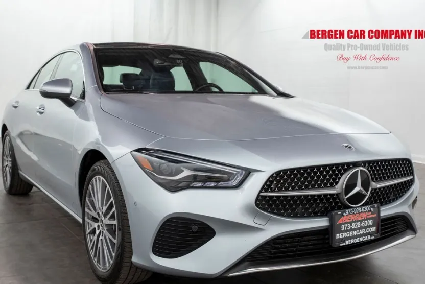 2025 Mercedes Benz CLA 250 4MATIC photo 1