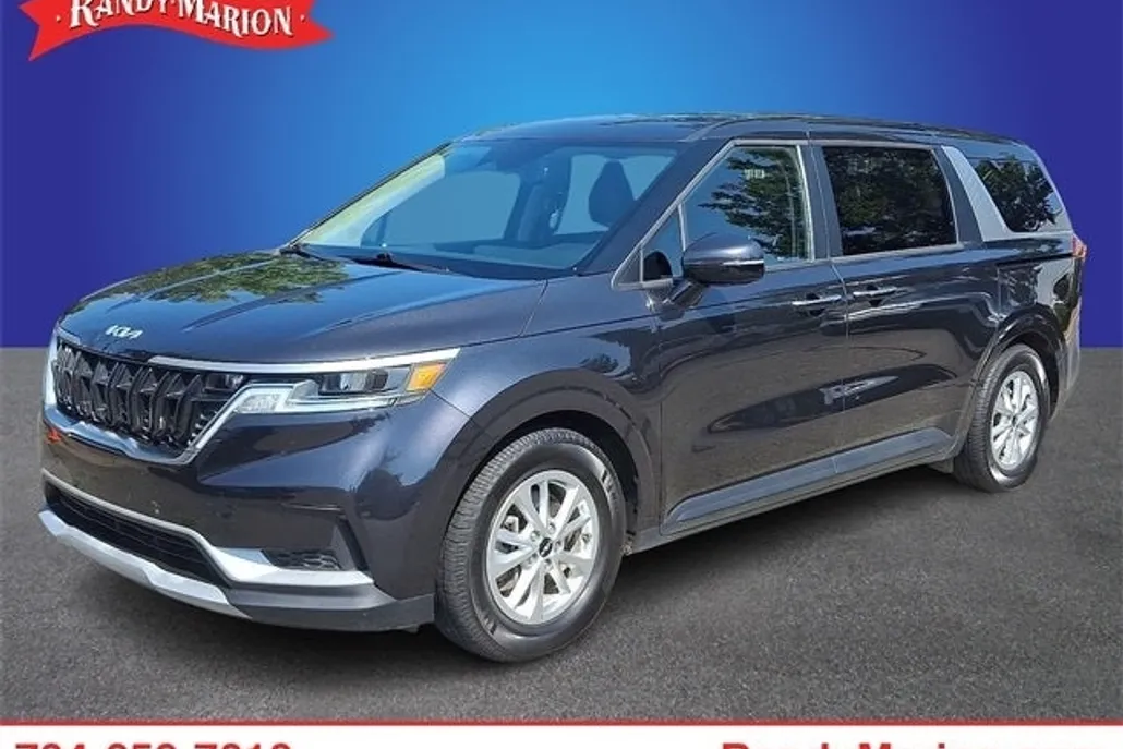 2023 Kia Carnival LX photo 1