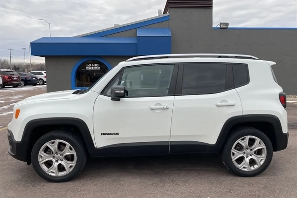 2016 Jeep Renegade Limited photo 1