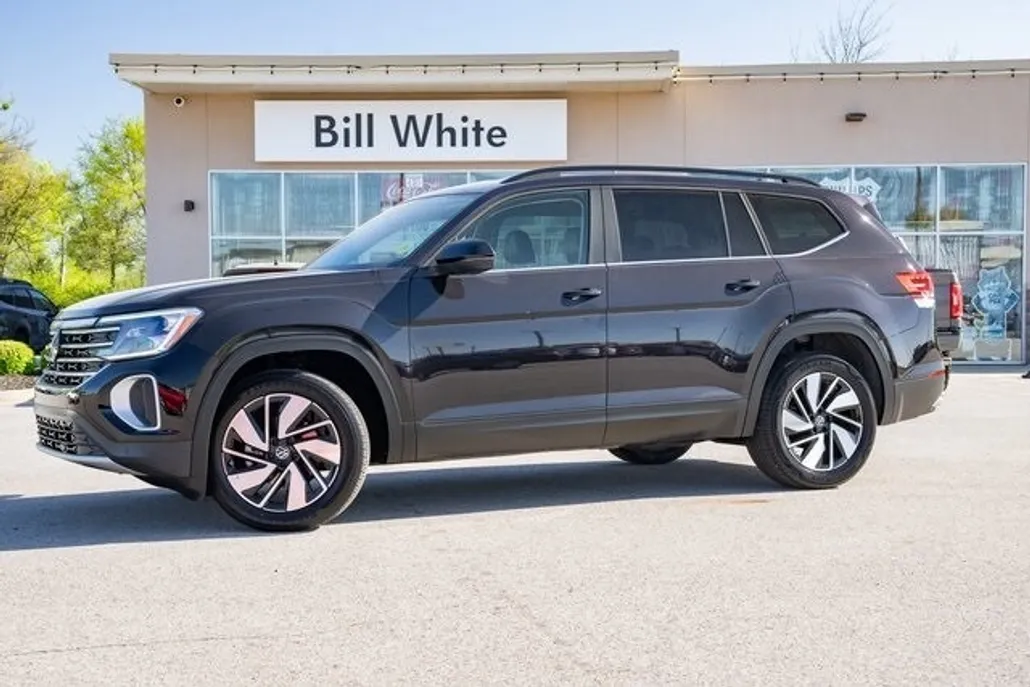 2024 Volkswagen Atlas SE Technology photo 1