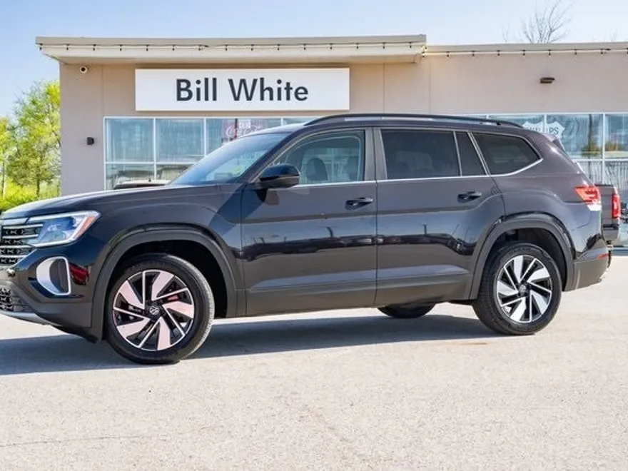 2024 Volkswagen Atlas SE Technology photo 1