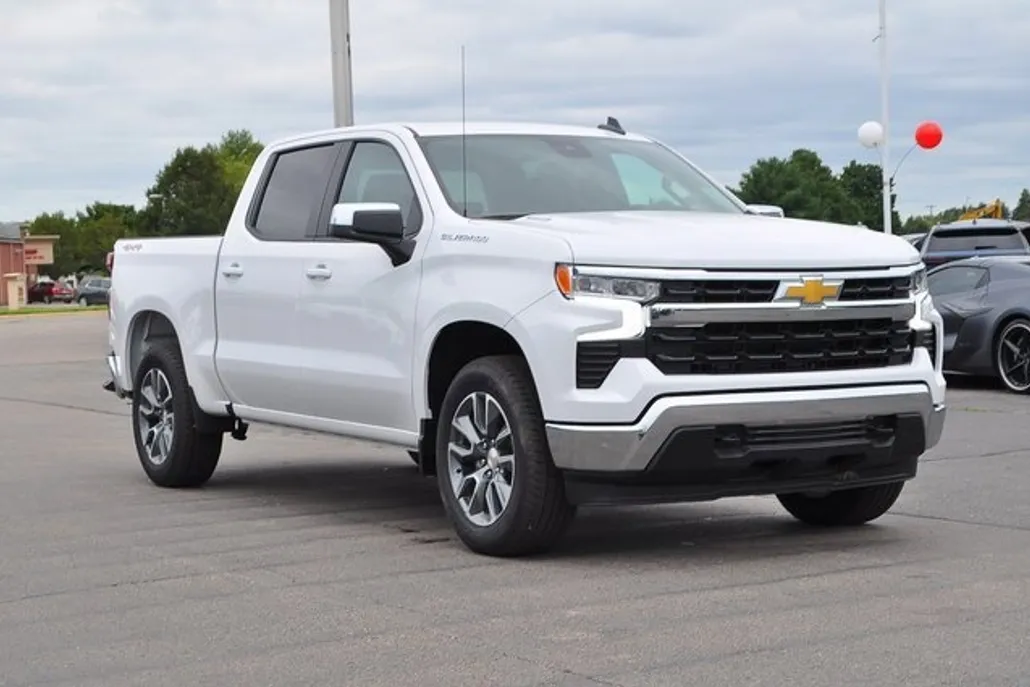 2025 Chevrolet Silverado 1500 LT photo 1