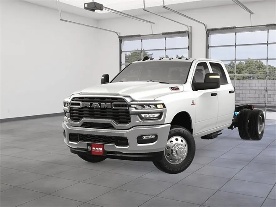 2025 Ram 3500 Tradesman photo 1