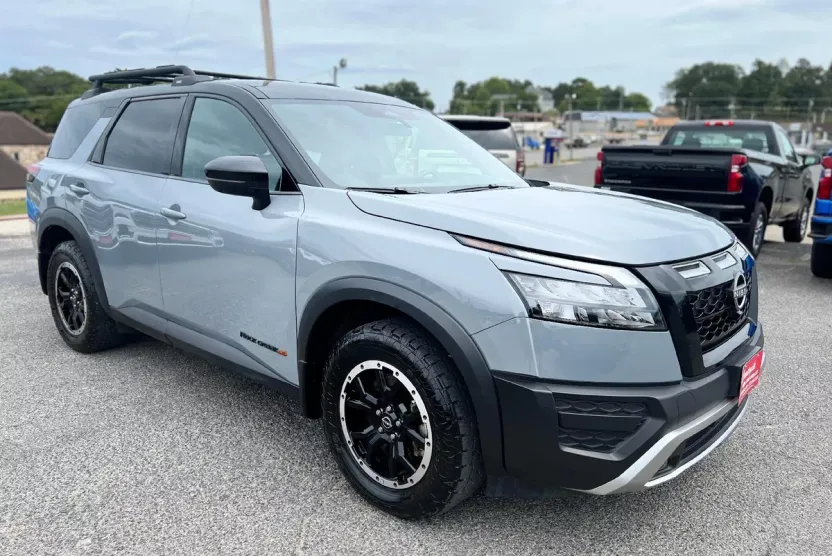 2024 Nissan Pathfinder Rock Creek photo 1