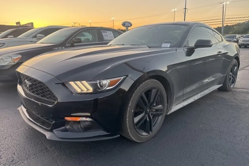 2015 Ford Mustang EcoBoost Premium photo 1