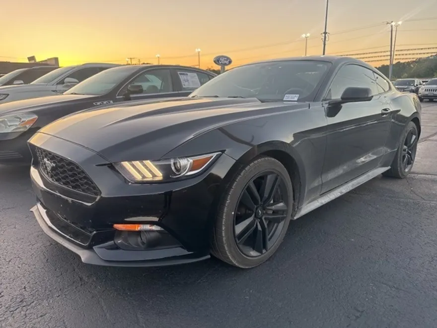 2015 Ford Mustang EcoBoost Premium photo 1