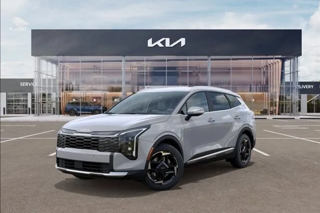 2026 Kia Sportage EX photo 1