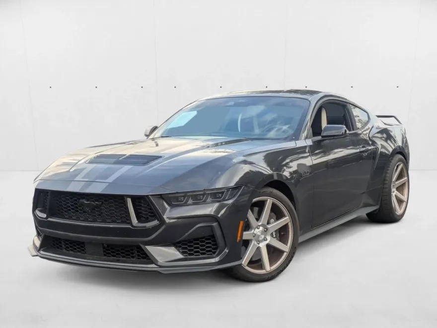 2024 Ford Mustang GT Premium photo 1
