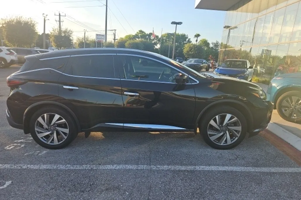2021 Nissan Murano SL photo 1