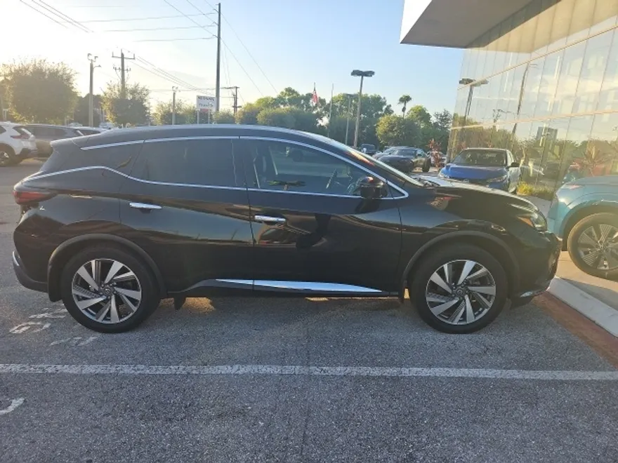 2021 Nissan Murano SL photo 1