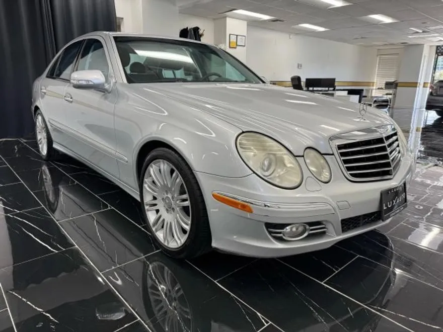 2008 Mercedes Benz E 350 Sedan photo 1
