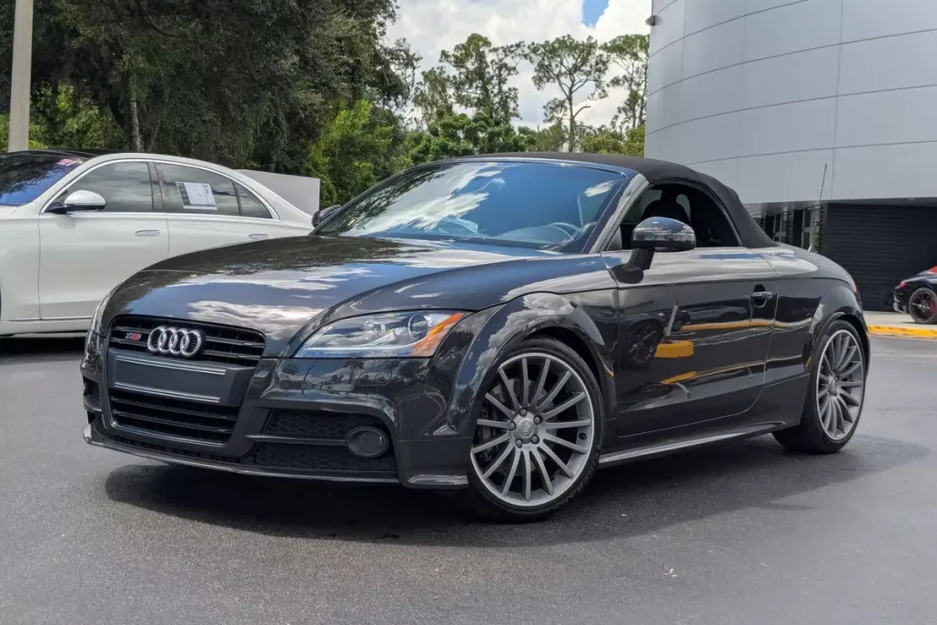 2015 Audi TTS photo 1