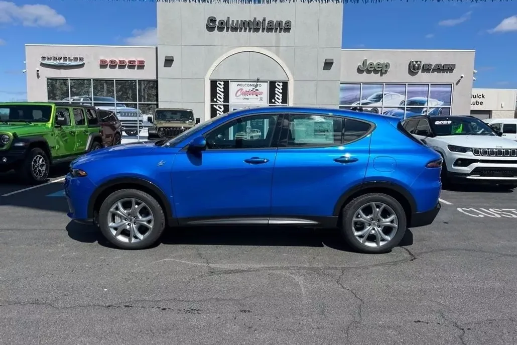 2024 Dodge Hornet R/T Plus photo 1