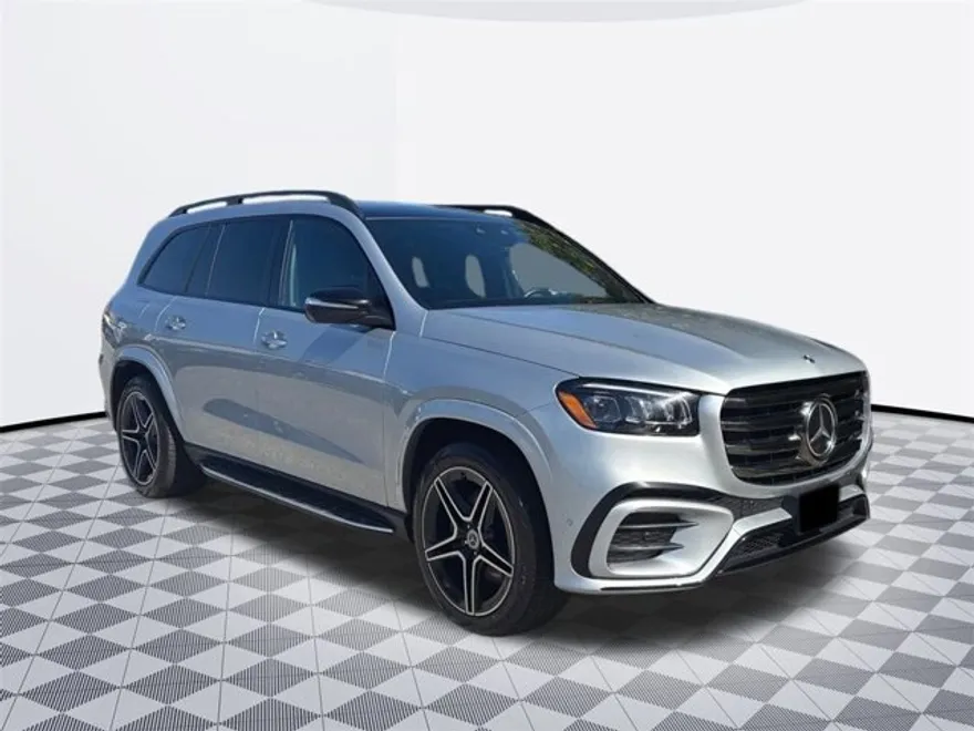2025 Mercedes Benz GLS 450 4MATIC photo 1