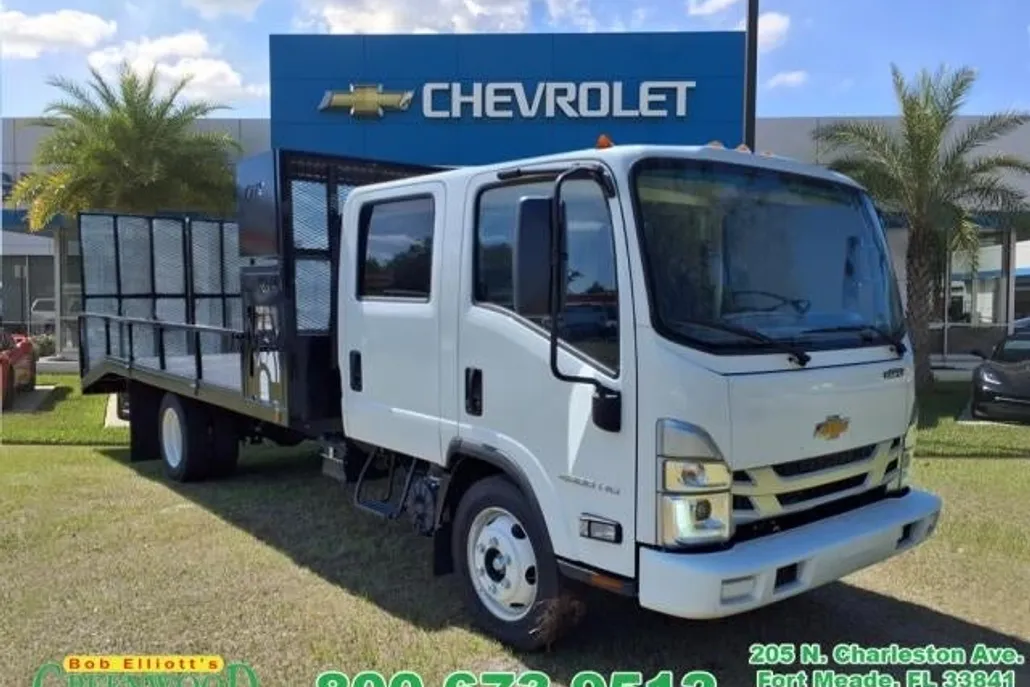 2024 Chevrolet Silverado 4500HD Base photo 1