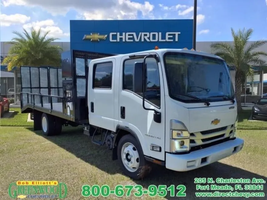 2024 Chevrolet Silverado 4500HD Base photo 1